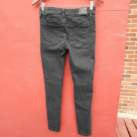 AEO American Eagle Hi Rise Jegging Distressed Knees Skinny Jeans Faded Black - Picture 4 of 9